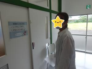 1年生　保健室前.JPG